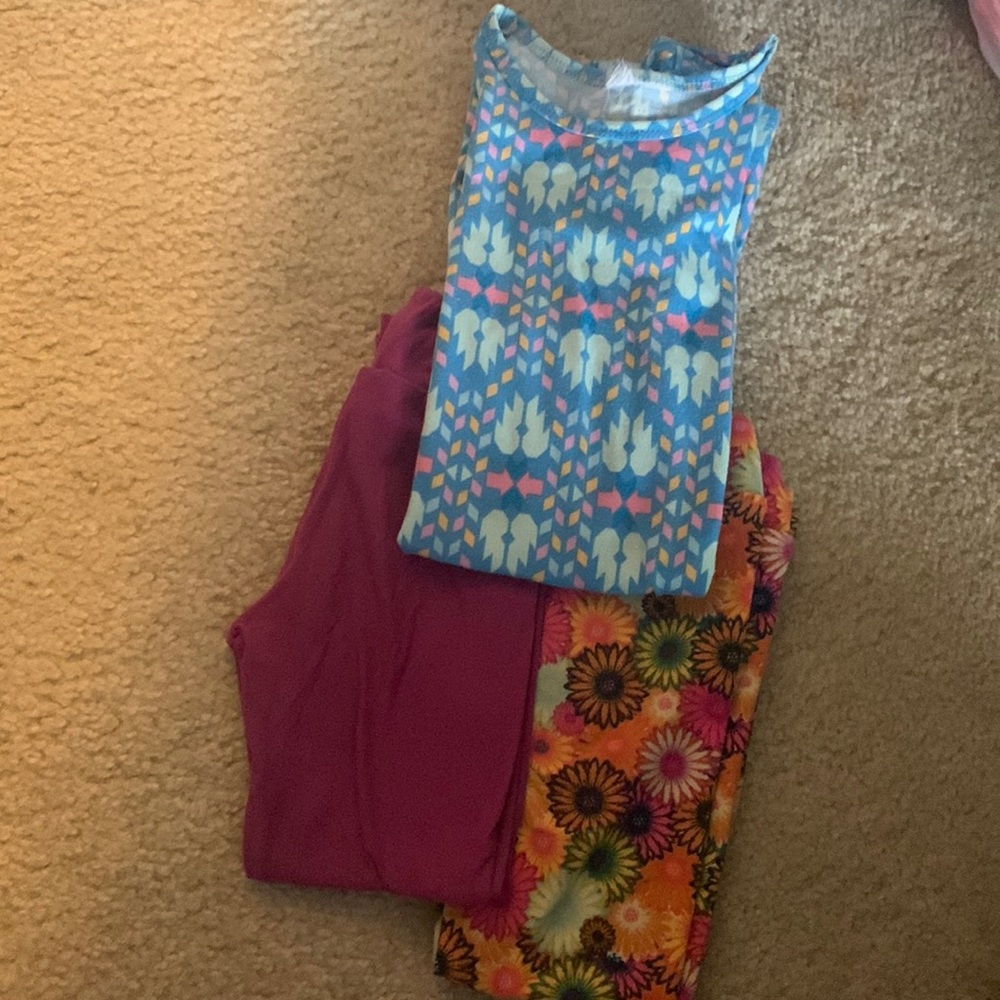 Lululemon barely worn size small medium pants and dress